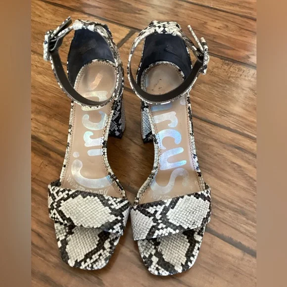 Sam Edelman Sandal’s Snakeskin Faux Leather in Size 8.5 - Picture 2 of 9
